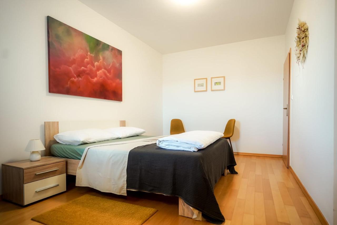 Apartment Rondo Pula Lovely And Sunny Ngoại thất bức ảnh