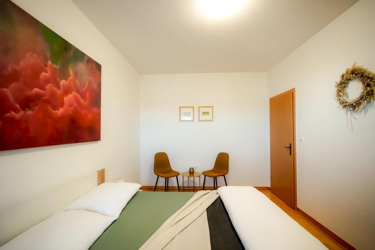 Apartment Rondo Pula Lovely And Sunny Ngoại thất bức ảnh